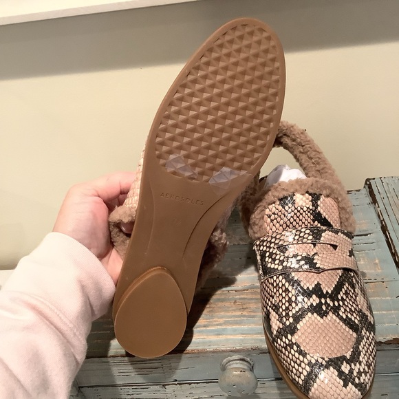 New Aerosoles GABRIELLE Fur Lined Snakeskin Print Slip On Size 7.5 - Picture 10 of 11